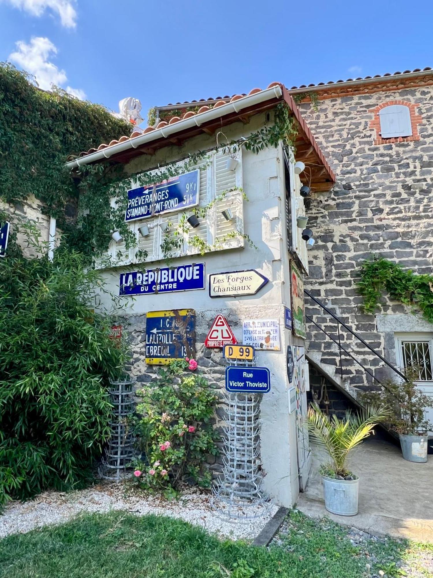 Bed and Breakfast Les hirondelles du marais à Riom Extérieur photo